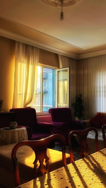 Tips for Creating a Cozy and Inviting Home Environment Year-Round